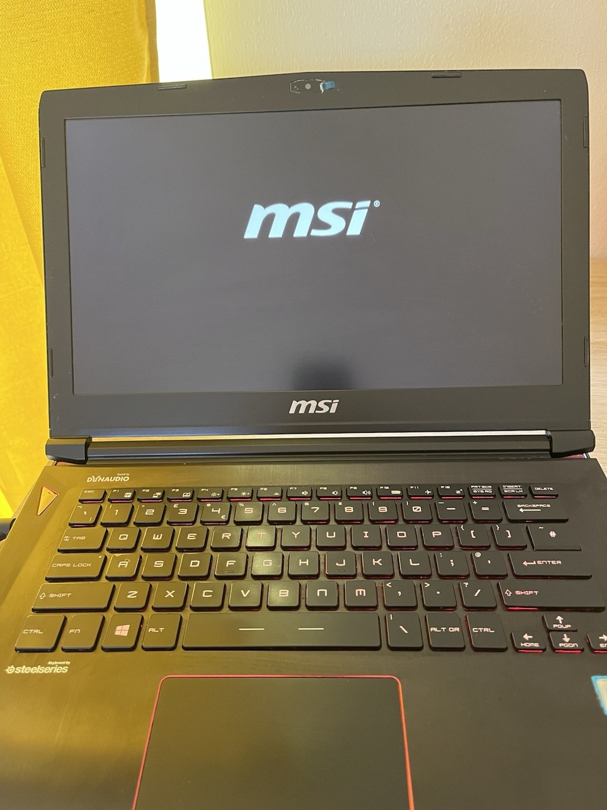 MSI GS40 6QE Phantom i7-6700HQ GeForce970m Retro Gaming Laptop
