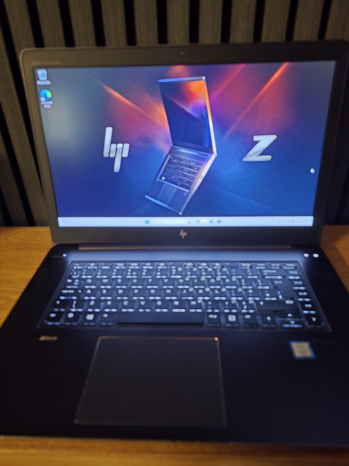 HP Light GAMING Laptop 15.6" Quad i7-7700HQ 16GB RAM 256GB Nvidia Quadro 4GB