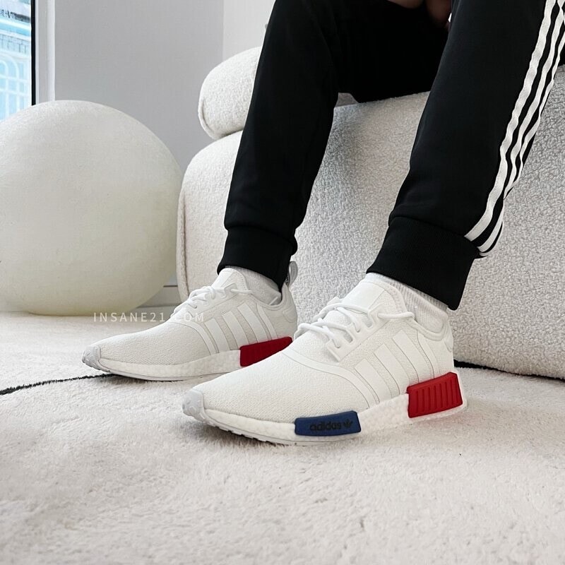 ADIDAS Originals NMD R1 Mens Boost Running Shoes Trainers Sneakers White NEW
