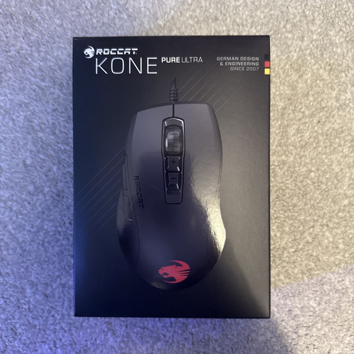 Roccat Kone Pure Ultra Light Ergonomic Gaming Mouse 16000 Dpi Optical Sensor NEW