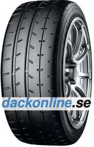 Yokohama Advan A052 ( 235/45 R18 98Y XL )
