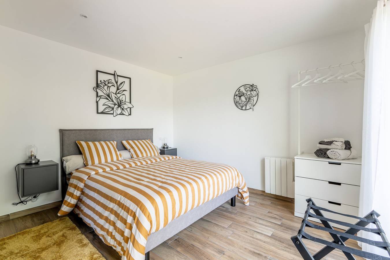 Hotell i Malville från 133 kr per natt