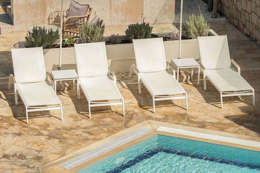 Hotell i Bókhali från 185 kr per natt