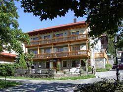 Hotell i Zwiesel från 52 kr per natt