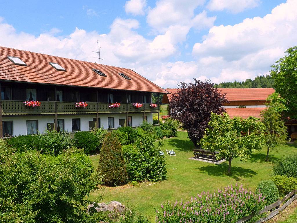 Hotell i Niederbayern från 52 kr per natt