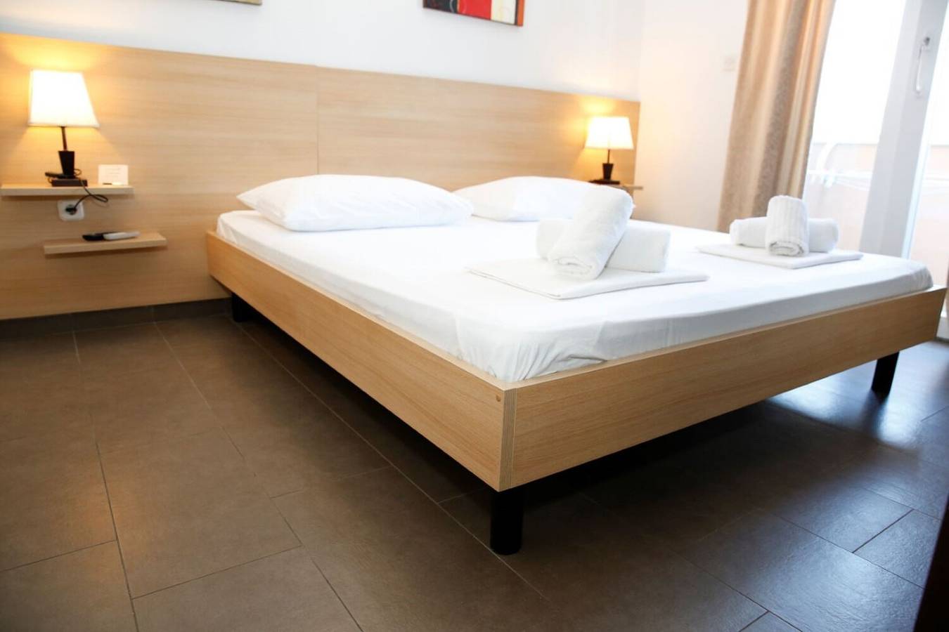 Hotell i Vodice från 75 kr per natt
