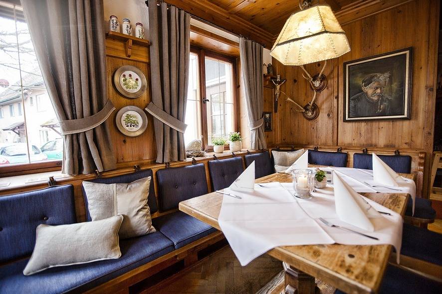 Hotell i Hegau från 239 kr per natt