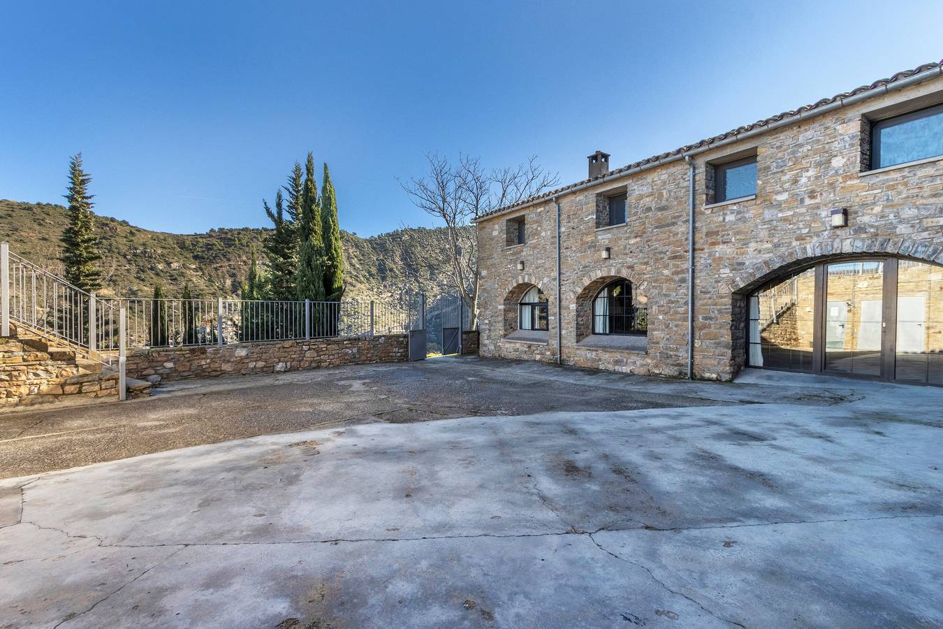 Hotell i Pyrenees från 326 kr per natt