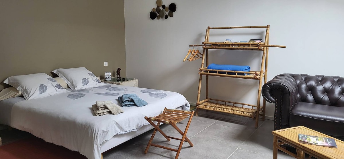 Hotell i Vendée från 76 kr per natt