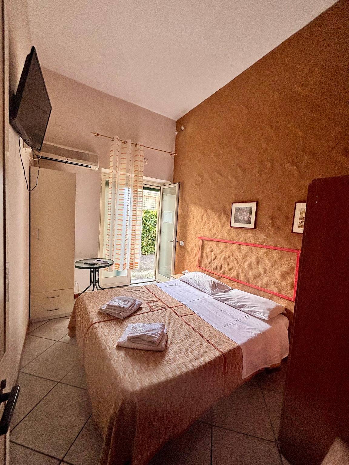 Hotell i Acireale från 35 kr per natt