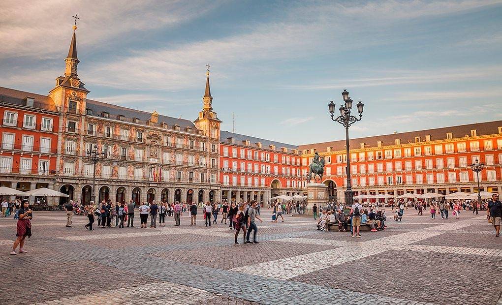 Hotell i Madrid från 199 kr per natt