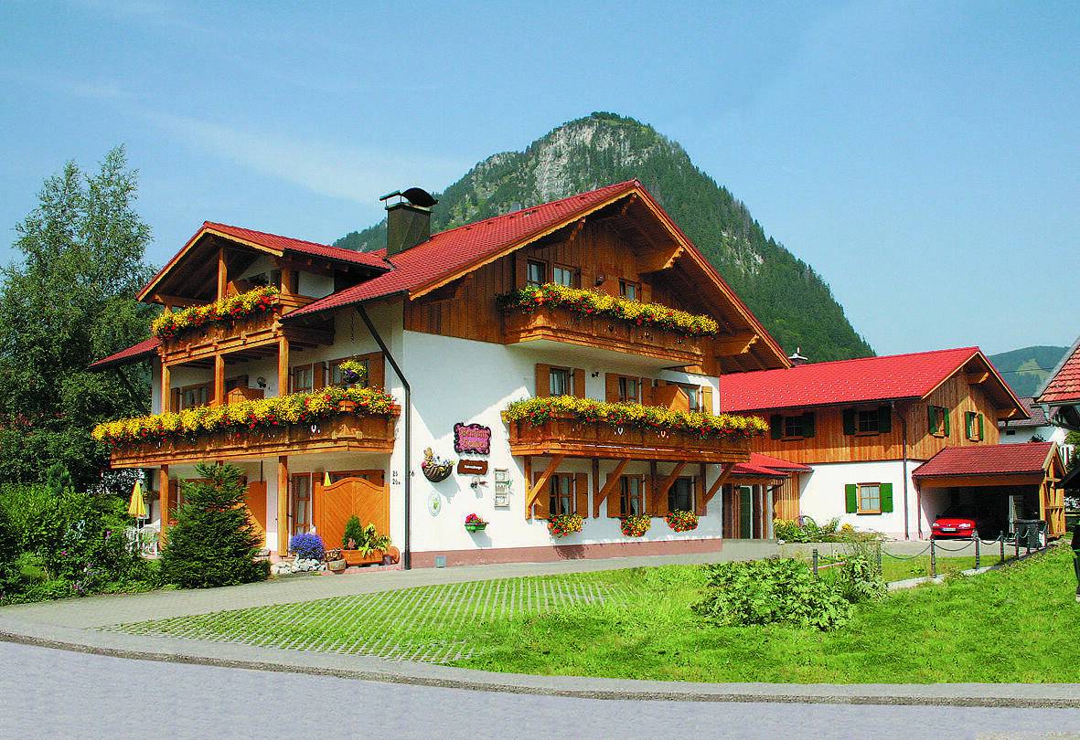 Hotell i Allgäu från 138 kr per natt