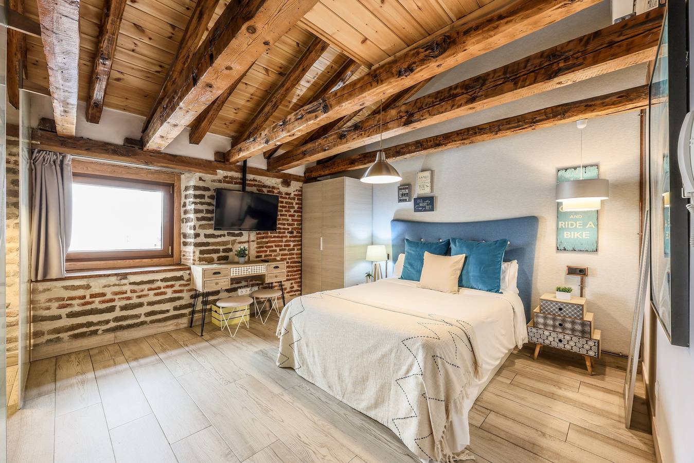 Hotell i Madrid från 172 kr per natt