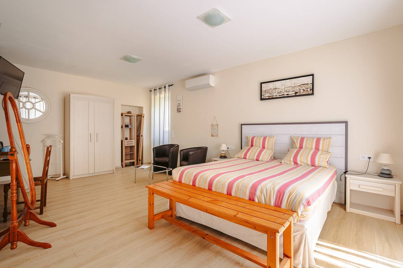 Hotell i Virson från 67 kr per natt