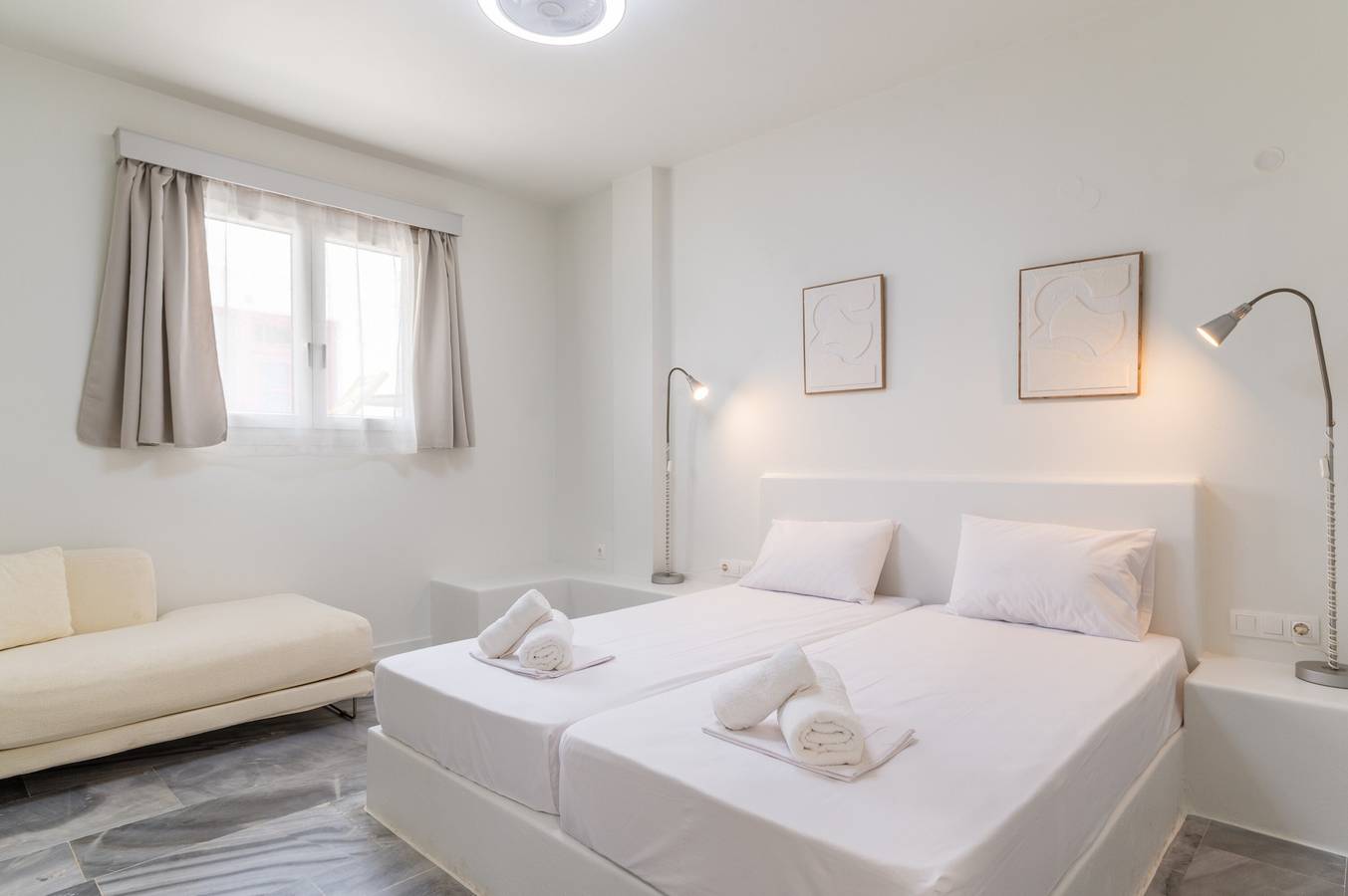 Hotell i Tinos från 69 kr per natt