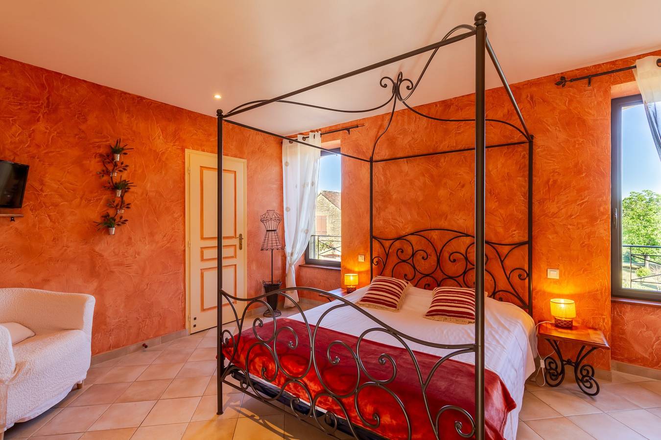 Hotell i Dordogne från 89 kr per natt