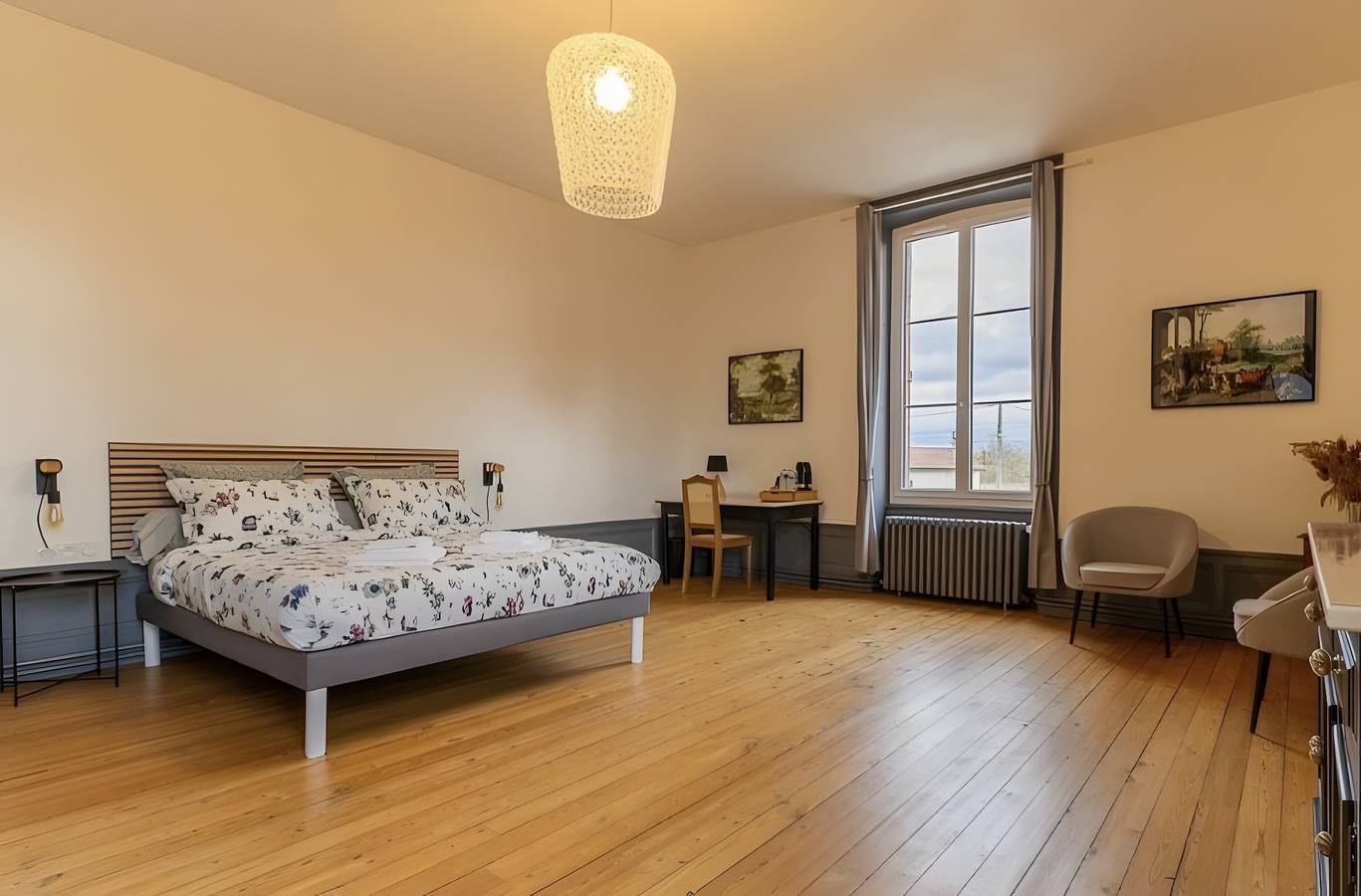 Hotell i Joze från 120 kr per natt