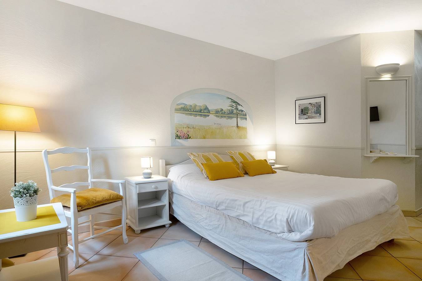 Hotell i Cannes region från 187 kr per natt