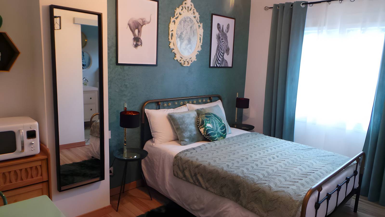 Hotell i Var från 104 kr per natt