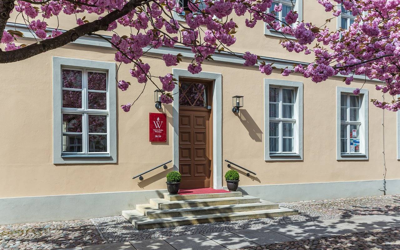 Hotell i Potsdam från 143 kr per natt
