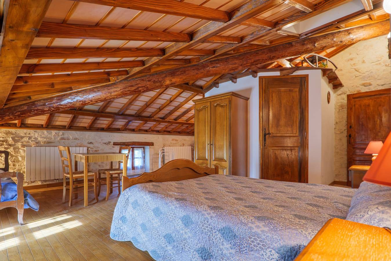 Hotell i Drôme från 82 kr per natt