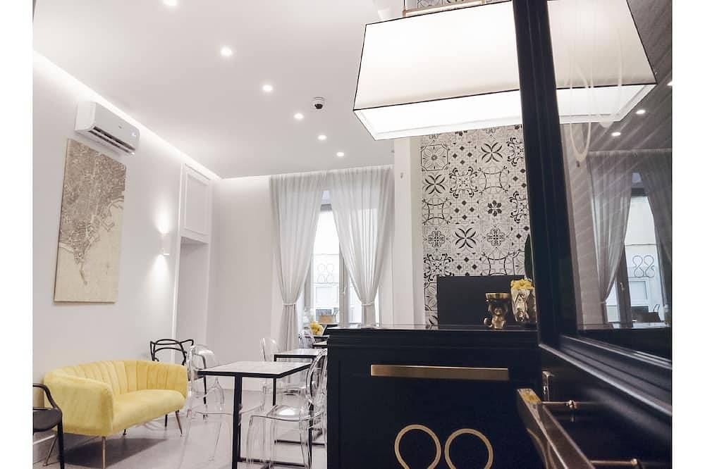 Hotell i Neapel från 128 kr per natt