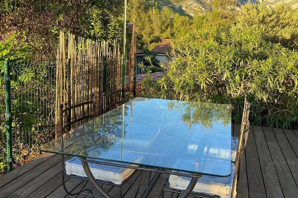 Hotell i Provence från 84 kr per natt