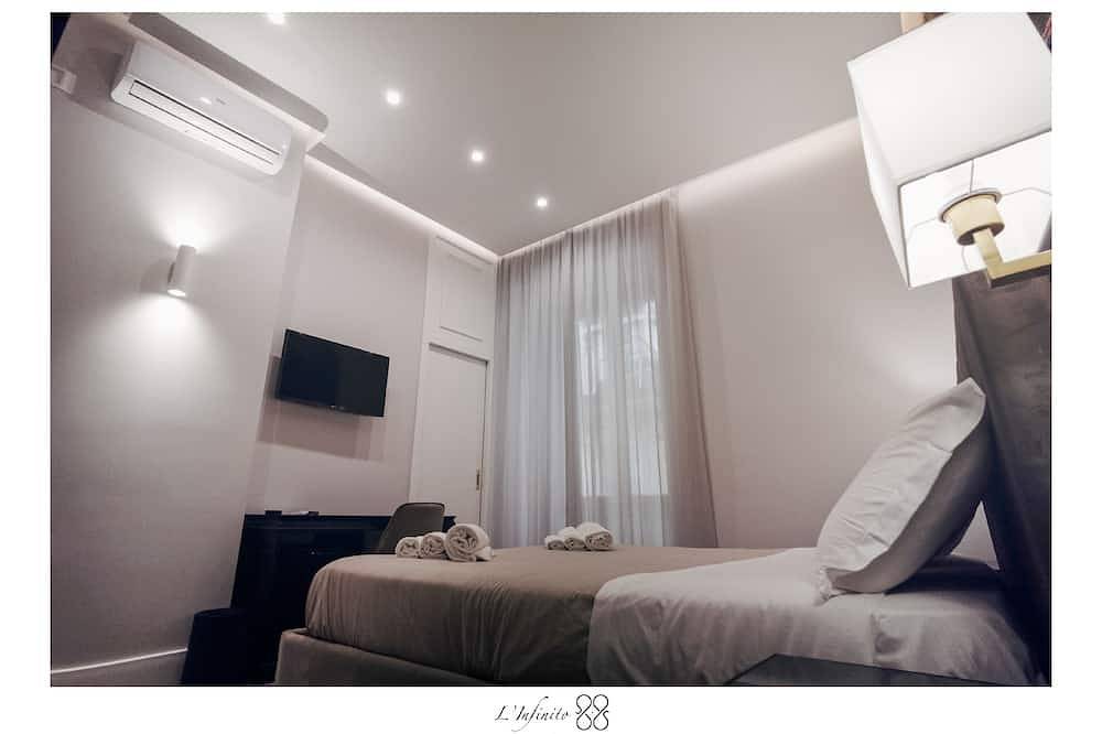 Hotell i Neapel från 131 kr per natt