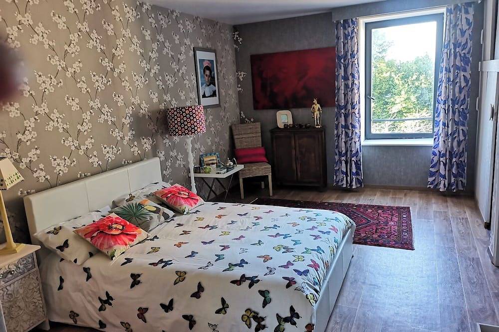Hotell i Guidel från 81 kr per natt