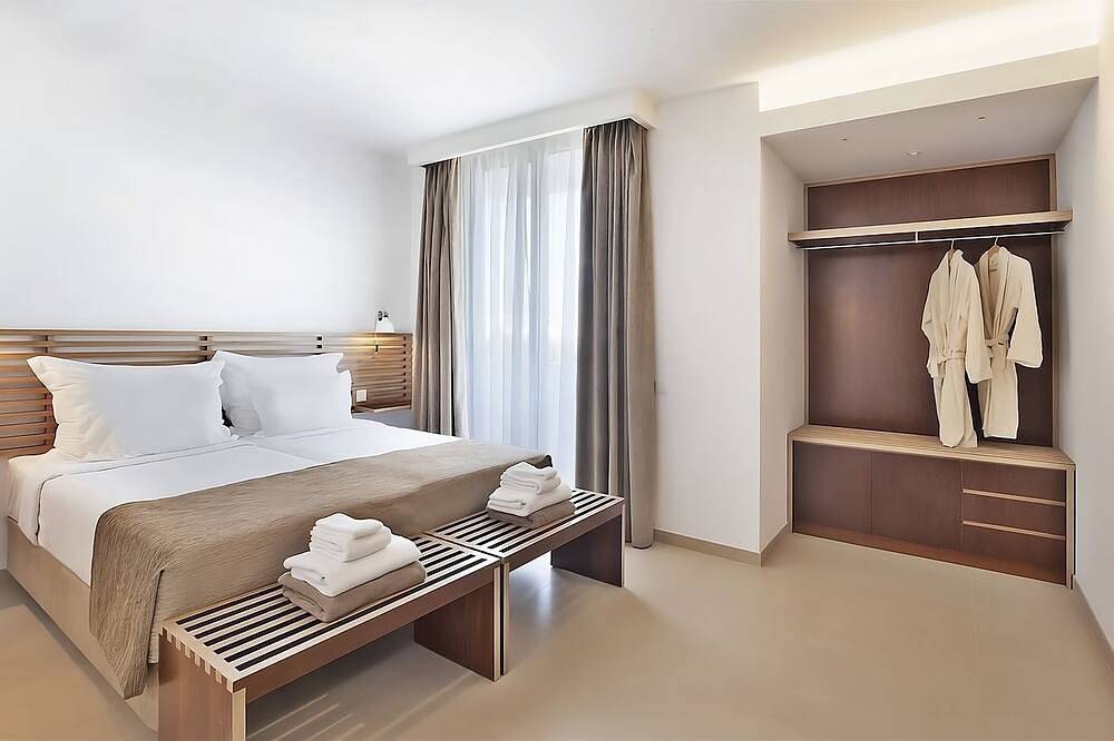 Hotell i Albufeira från 339 kr per natt