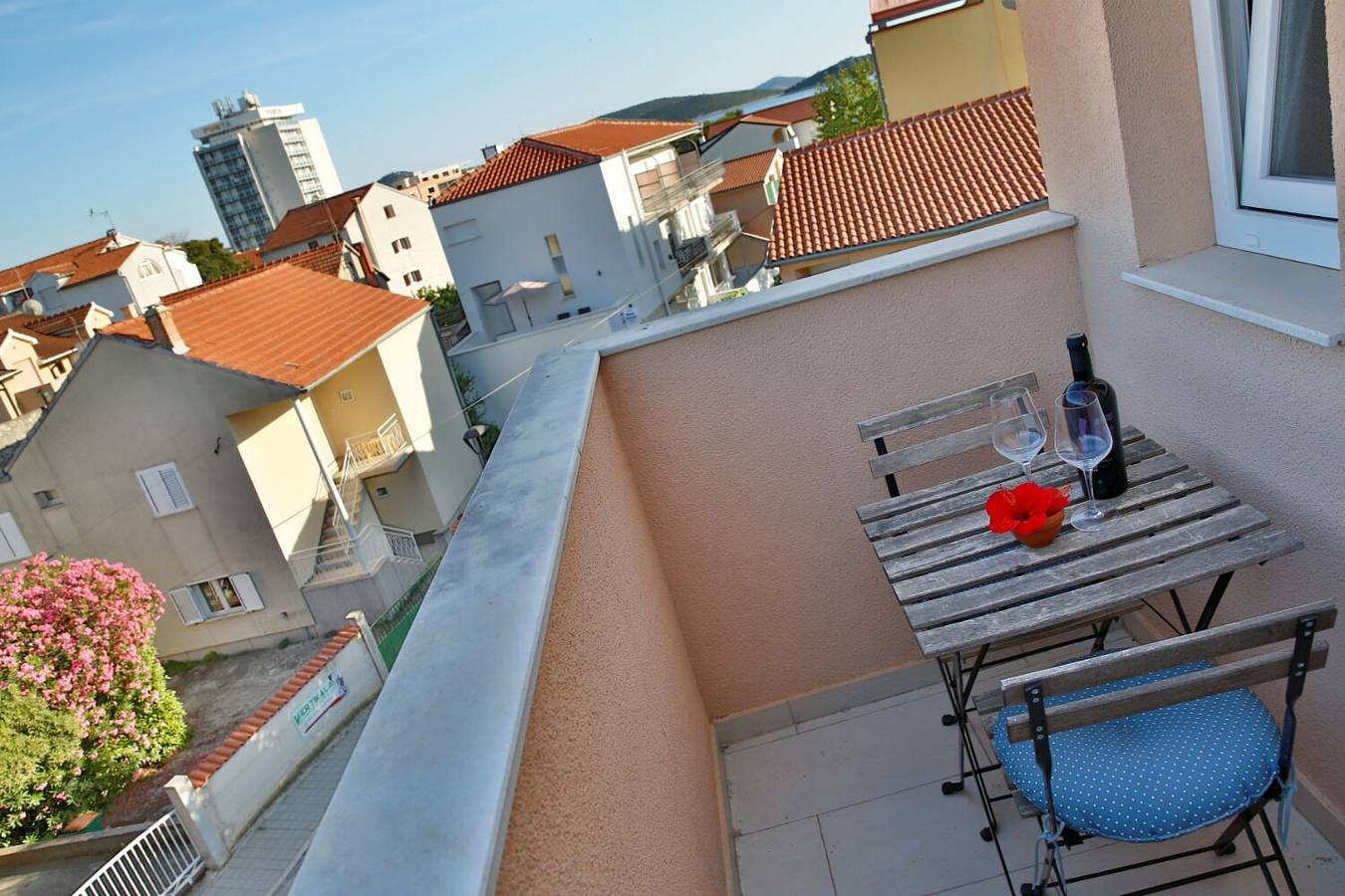 Hotell i Vodice från 76 kr per natt