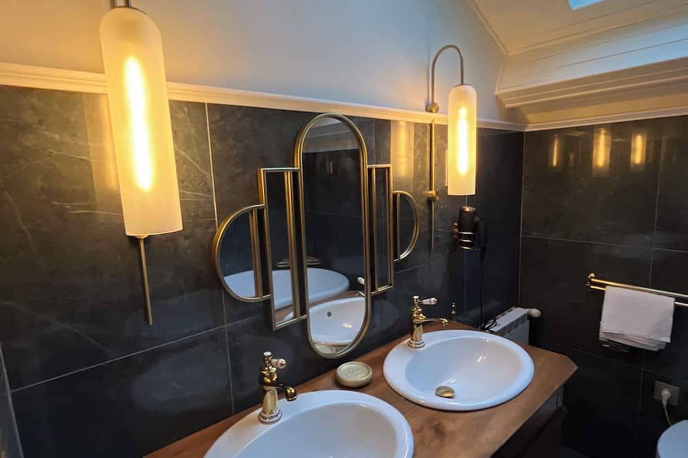 Hotell i Auvergne från 94 kr per natt