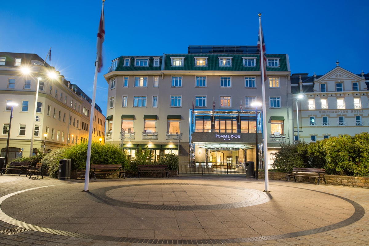 Saint Helier Jersey - Pomme d'Or Hotel