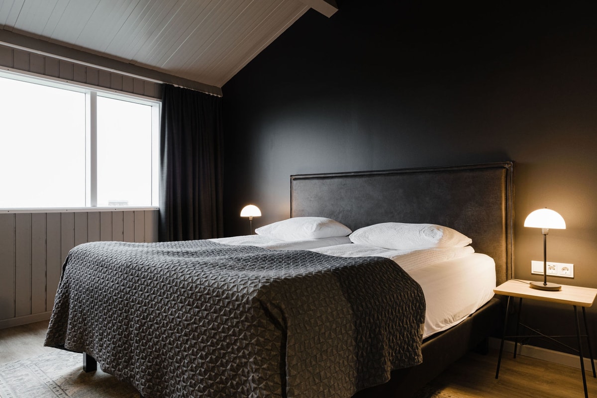 Stockholm - Vík - Hotel Katla by Keahotels