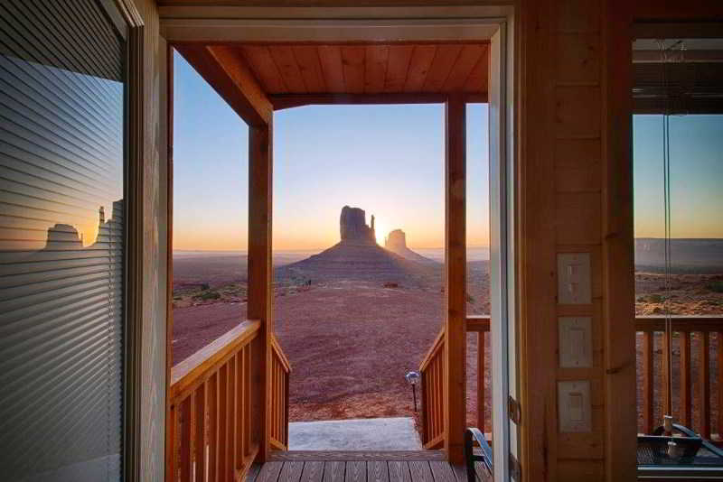 Monument Valley - The View Hotel