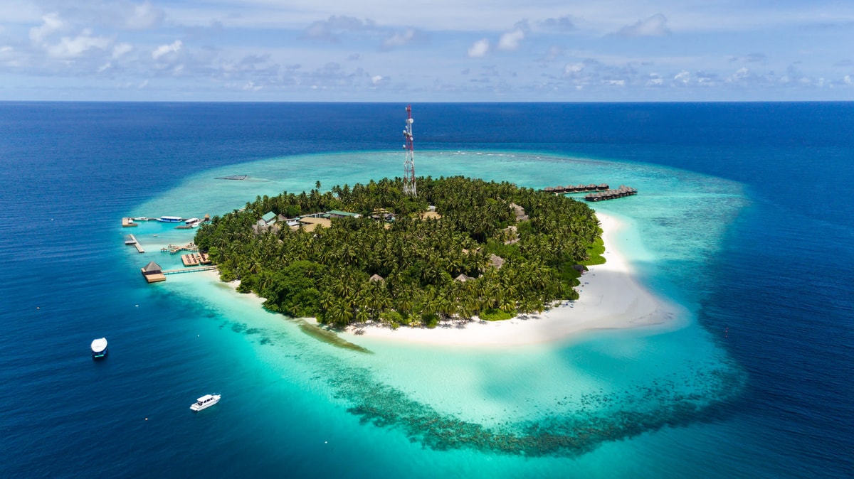 Göteborg - South Male Atoll - Fihalhohi Maldives
