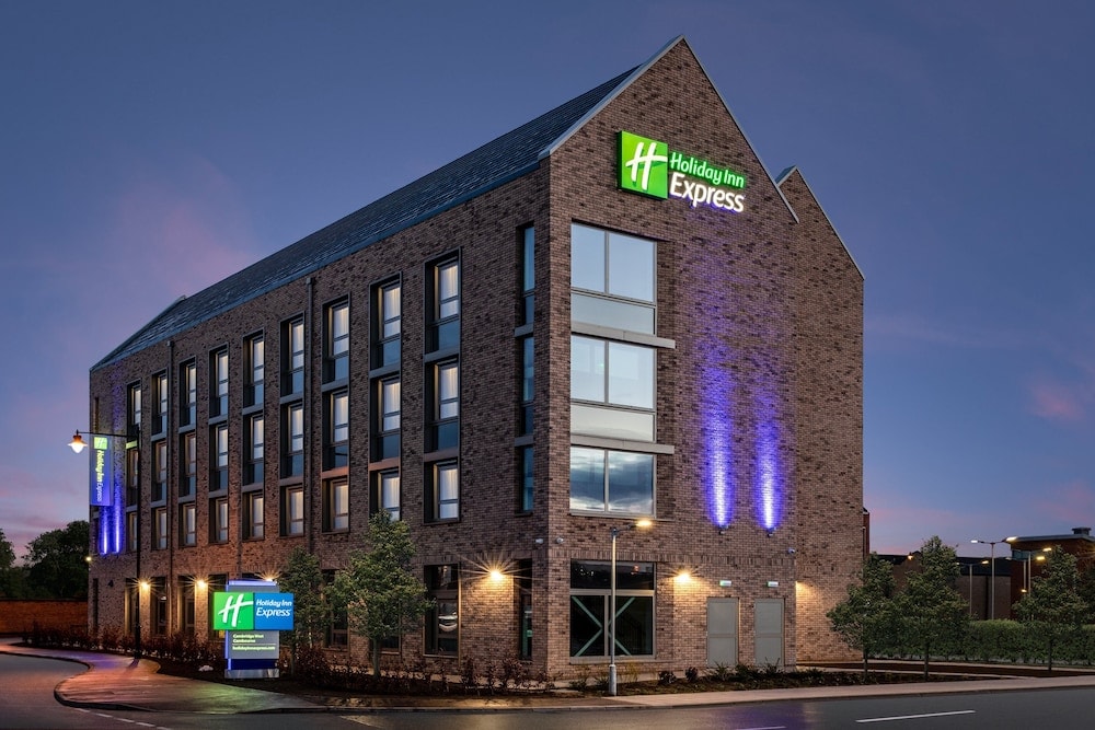 Cambridge, Cambridgeshire - Holiday Inn Express CAMBRIDGE WEST - CAMBOURNE by IHG