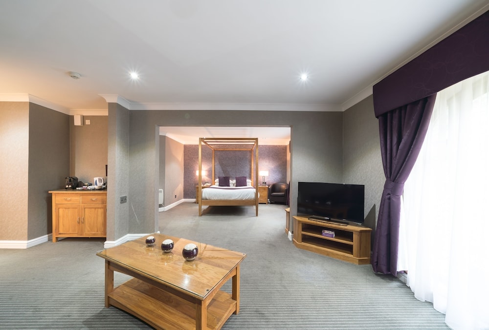 Warrington - Everglades Hotel Widnes