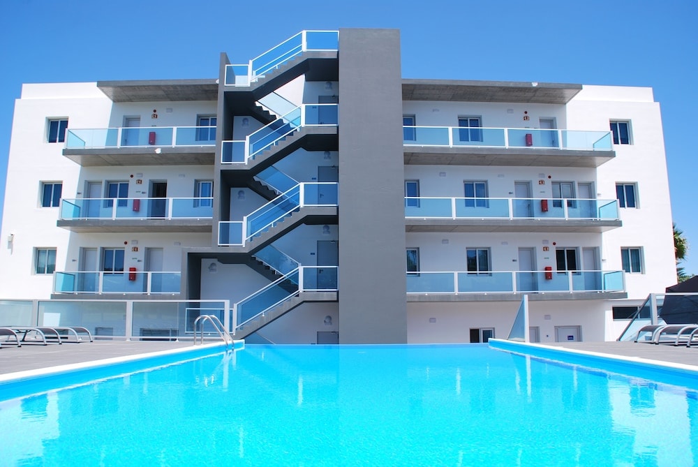 Capelas - Whalesbay Hotel Apartamentos