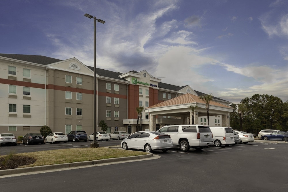 Holiday Inn Express MYRTLE BEACH-BROADWAY@THE BCH by IHG