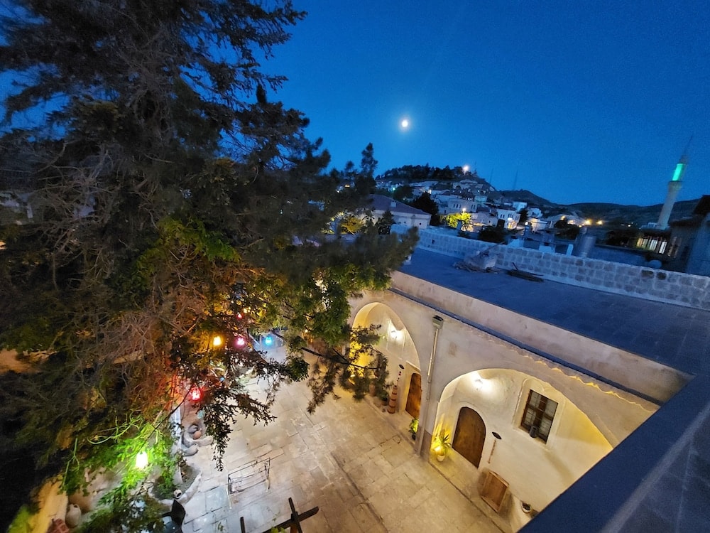 Cappadocia - ARMEsos Cave Hotel