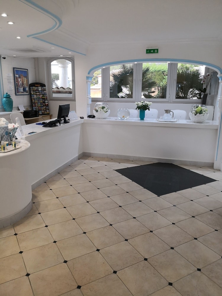 Cavalaire-sur-Mer - Hotel La Calanque