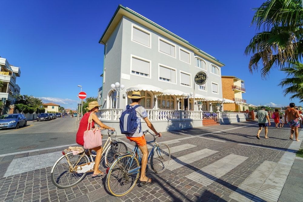 Cecina - HG Hotel Il Settebello