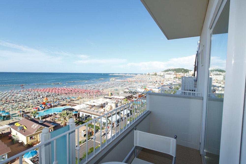 Riccione - Luxor Beach Boutique Hotel Cattolica