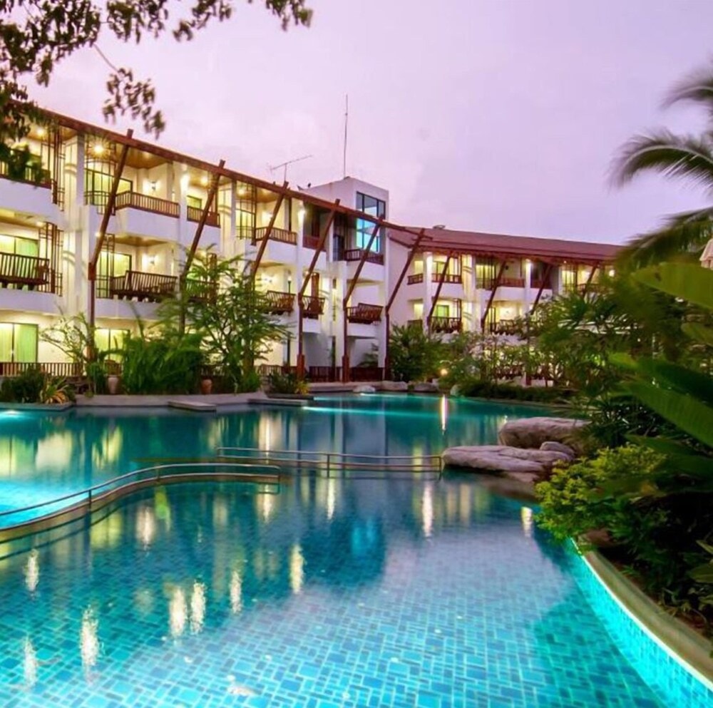 Stockholm - Klong Muang Beach - The Elements Krabi Resort - SHA Plus