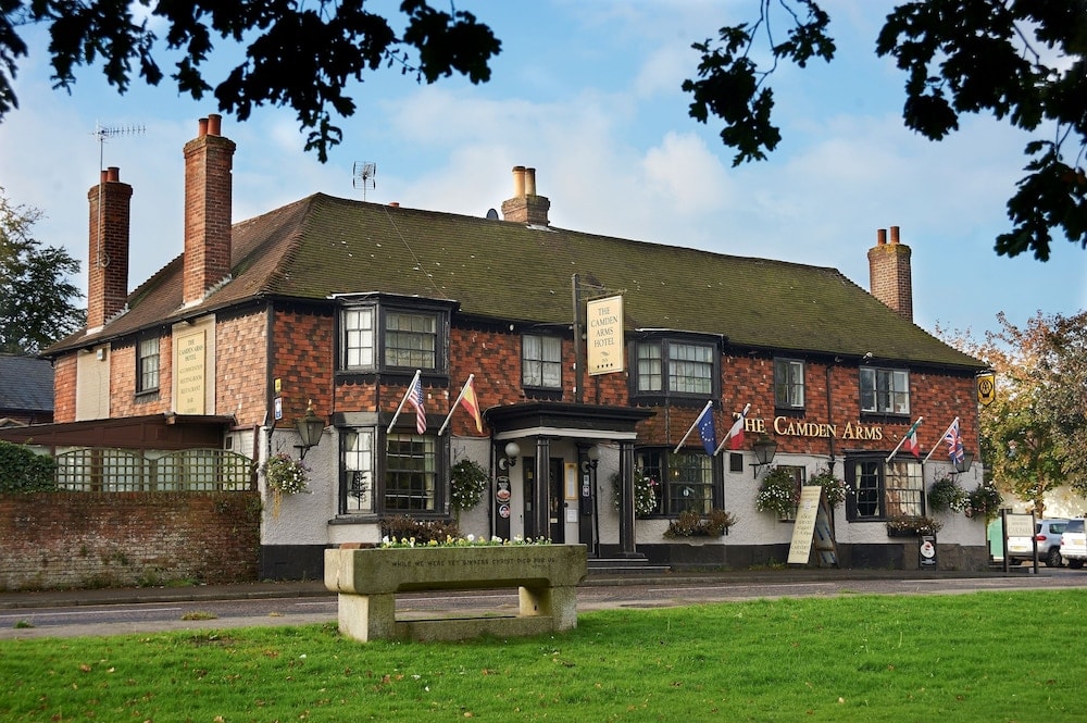 Royal Tunbridge Wells - Camden Arms Hotel