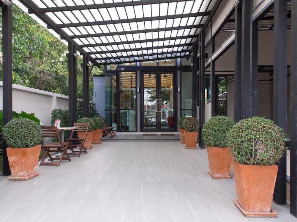 Pathum Thani - Woodroof Residence Rangsit