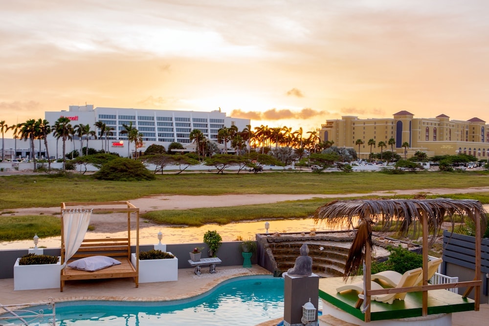 Palm-Eagle Beach - Modern Hotel Aruba