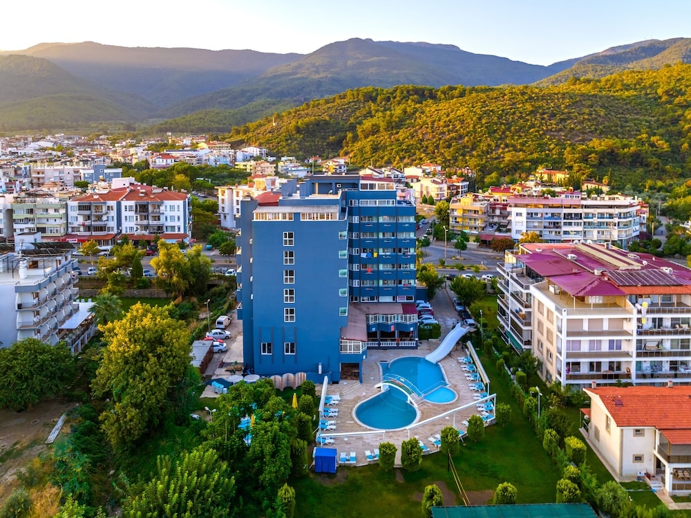 Güzelçamlı - Green Gold Hotel