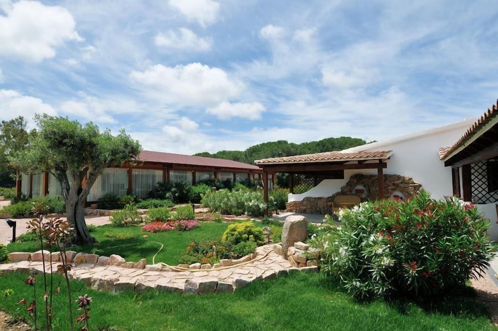 Vignola Mare - Hotel Club Ragno D'oro